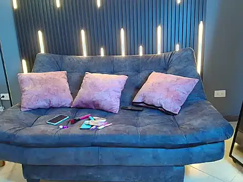 Snapshot of scarlett_aviebby chatting on November 2025 01:36:02 PM scarlett aviebby online show from November 2025 01:36:02 PM