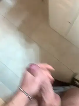 Snapshot of Biowof chatting on December 2025 06:36:02 PM Biowof online show from December 2025 06:36:02 PM