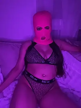 linaatchikita online show from February 2026 10:04:02 PM