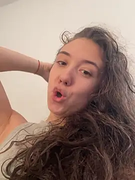 CristinaSw online show from March 2026 04:01:01 PM