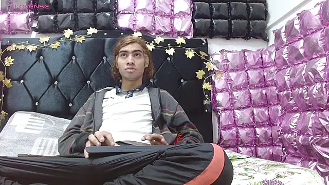 andresdark 07 online show from November 2025 03:10:02 AM