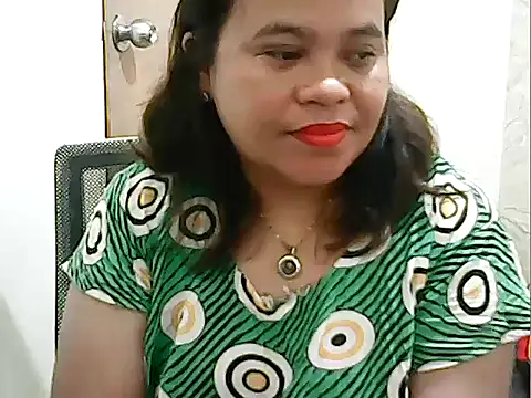 cutechubby online show from April 2026 06:38:01 PM