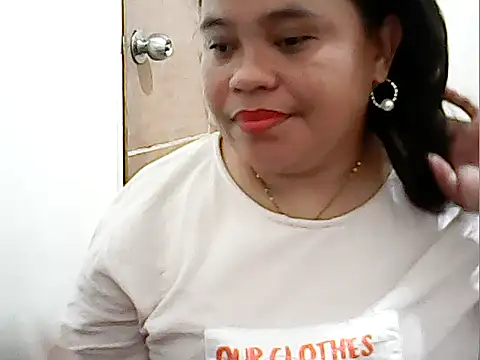 cutechubby online show from April 2026 09:18:01 AM