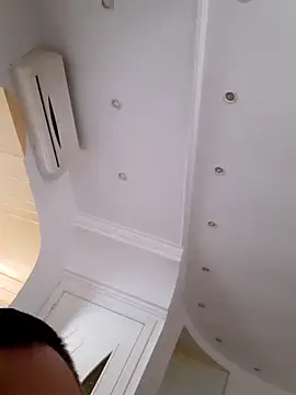 Vampiro83zz online show from March 2026 03:25:01 PM