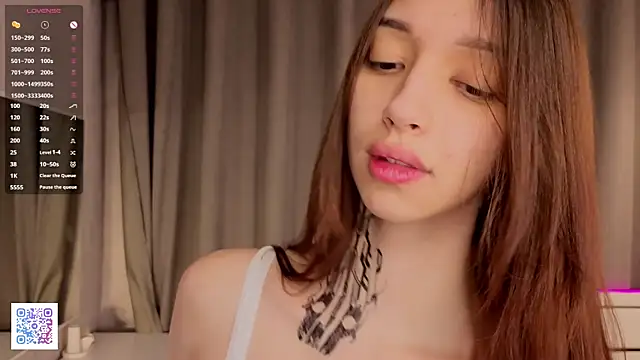 Snapshot of CoraleeSpadlin chatting on November 2025 04:10:02 PM CoraleeSpadlin online show from November 2025 04:10:02 PM