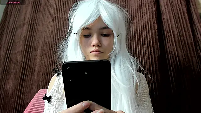 Snapshot of MissKotomissCat chatting on November 2025 04:55:01 PM MissKotomissCat online show from November 2025 04:55:01 PM