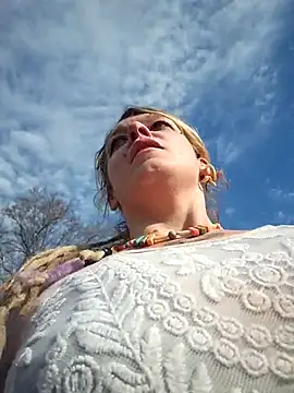 Horny hippie online show from November 2025 07:57:01 PM