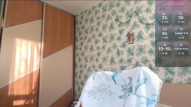 Snapshot of Barbie_Blondie chatting on March 2026 01:48:02 PM Barbie Blondie online show from March 2026 01:48:02 PM