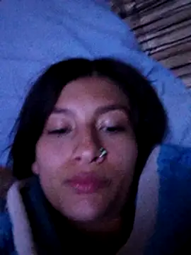 Snapshot of Roslin-nix2 chatting on November 2025 02:23:01 AM Roslin-nix2 online show from November 2025 02:23:01 AM