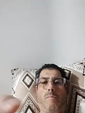 Fuegosutil online show from November 2025 04:58:02 AM