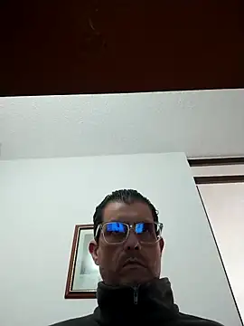 Fuegosutil online show from January 2026 09:18:01 PM