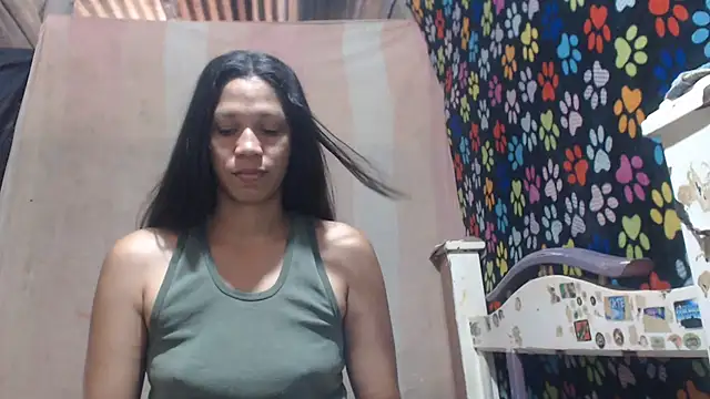 Snapshot of ELIZABET2- chatting on June 2026 01:42:02 PM ELIZABET2- online show from June 2026 01:42:02 PM