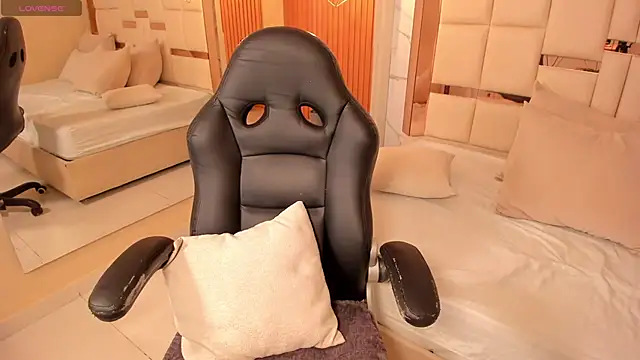 samantha quinnn online show from March 2026 04:51:01 AM