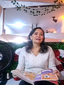 Alexa Murphy  online show from November 2025 01:25:02 PM