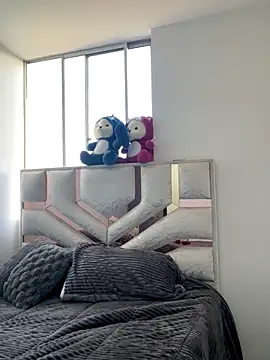 Snapshot of RedFox_Golden chatting on November 2025 11:12:02 AM RedFox Golden online show from November 2025 11:12:02 AM