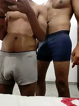 Snapshot of Amit22122 chatting on November 2025 03:27:02 PM Amit22122 online show from November 2025 03:27:02 PM