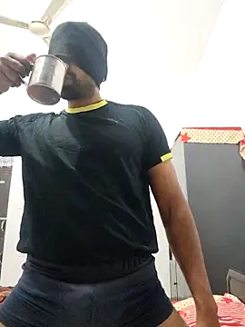 Amit22122 online show from December 2025 04:10:01 AM