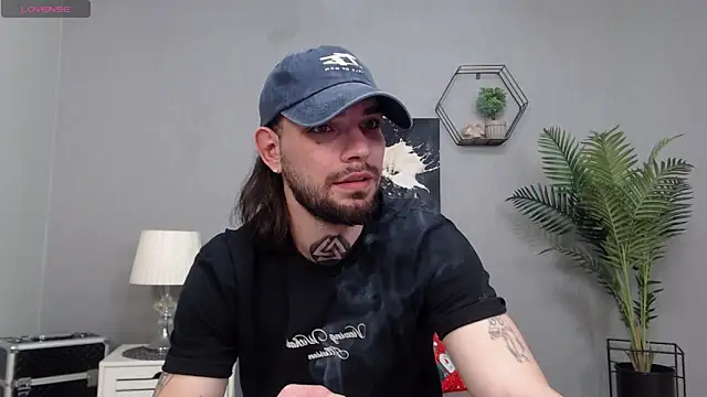 Snapshot of KaneHunter chatting on February 2026 09:25:02 PM KaneHunter online show from February 2026 09:25:02 PM