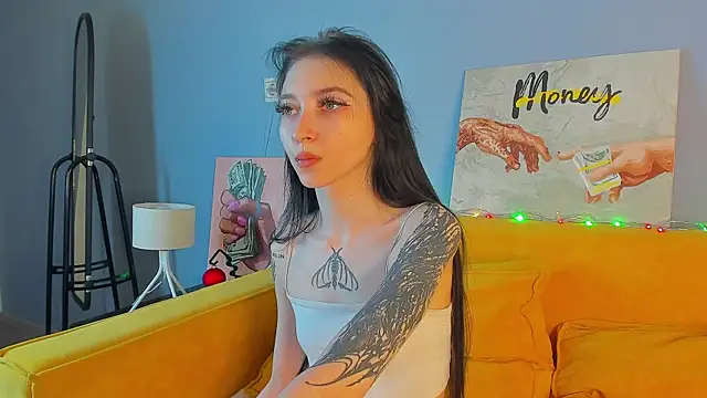 Ellen Hops online show from December 2025 04:43:02 AM