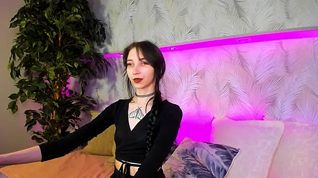 Ellen Hops online show from March 2026 08:19:01 AM