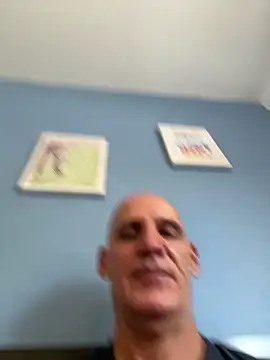 Elosoo online show from May 2026 12:22:01 PM