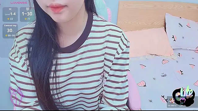 Snapshot of Jii-Soo chatting on November 2025 01:08:02 AM Jii-Soo online show from November 2025 01:08:02 AM