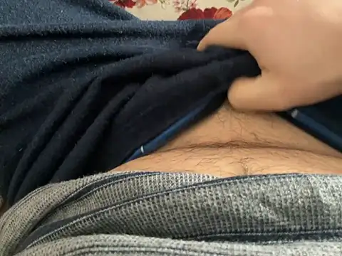 erdestruttor18 online show from March 2026 07:12:02 AM