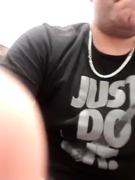 mrmav6969 online show from December 2025 09:51:02 AM