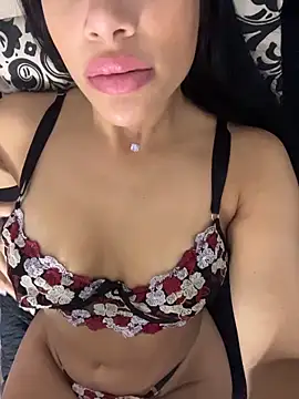 NancyQuen online show from December 2025 01:27:01 PM