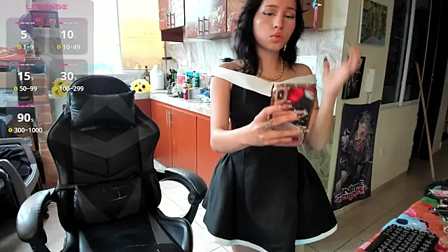 Snapshot of Marceline77 chatting on November 2025 09:50:01 PM Marceline77 online show from November 2025 09:50:01 PM