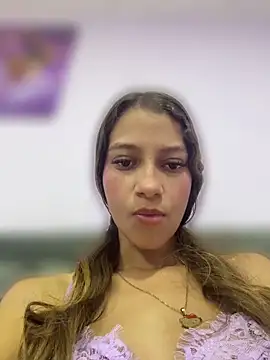 Vanneskk online show from April 2026 09:30:02 PM