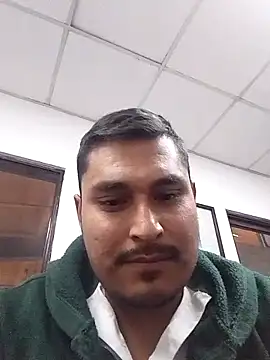 cristian112090 online show from January 2026 09:18:01 PM