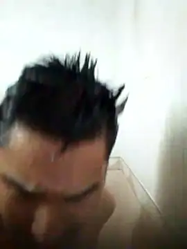 Snapshot of cristian112090 chatting on June 2026 06:04:02 AM cristian112090 online show from June 2026 06:04:02 AM