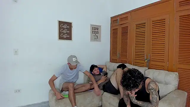 Snapshot of brutal_revolution chatting on February 2026 08:35:02 PM brutal revolution online show from February 2026 08:35:02 PM