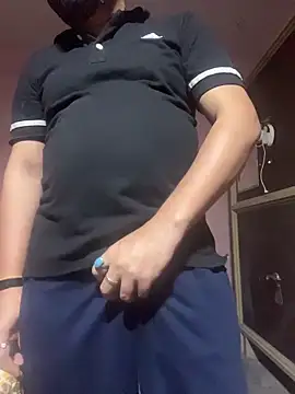 Saxymood1111 online show from February 2026 06:38:01 PM