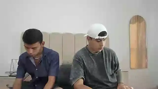 TomasANDalejo online show from December 2025 12:21:02 PM