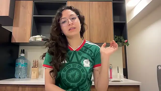 Alicatcua  online show from July 2026 02:11:02 AM
