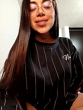 Violett  Rose online show from December 2025 02:16:02 AM