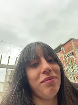 Mia fiire online show from March 2026 07:07:01 PM