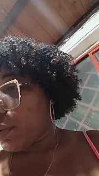 Snapshot of ChanneldelaCroix chatting on February 2026 02:40:02 AM ChanneldelaCroix online show from February 2026 02:40:02 AM