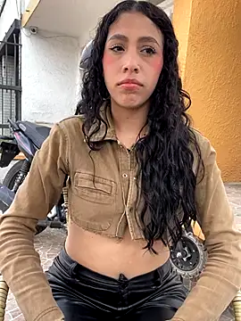 MiaScott Pink online show from January 2026 05:27:02 PM