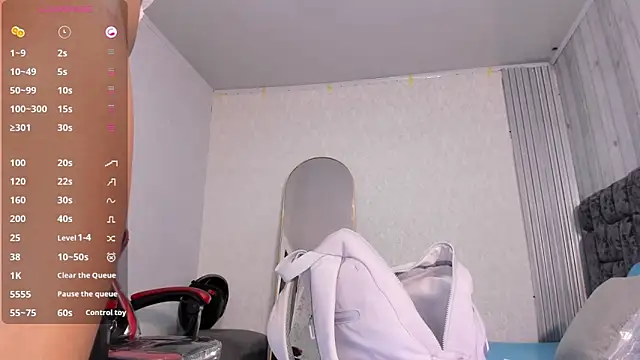 Brizza H033 online show from April 2026 08:58:01 PM