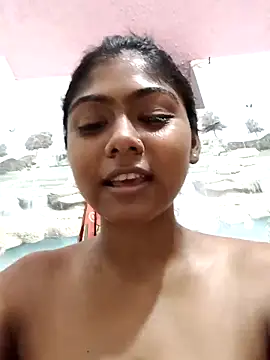 Snapshot of Cute_diya023 chatting on April 2026 03:47:01 PM Cute diya023 online show from April 2026 03:47:01 PM