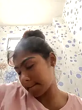 Cute diya023 online show from June 2026 03:04:02 AM
