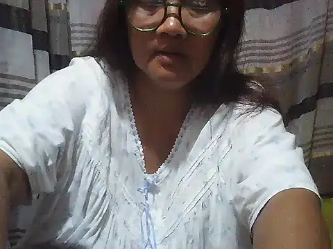 Snapshot of fireflower70 chatting on July 2026 12:41:01 PM fireflower70 online show from July 2026 12:41:01 PM
