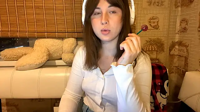 Tessa Muse online show from December 2025 03:32:02 PM