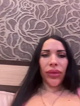 Snapshot of Sweet_little_gir chatting on January 2026 05:27:02 PM Sweet little gir online show from January 2026 05:27:02 PM