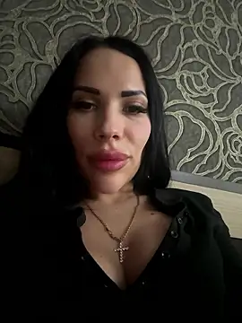 Snapshot of Sweet_little_gir chatting on January 2026 11:12:01 AM Sweet little gir online show from January 2026 11:12:01 AM