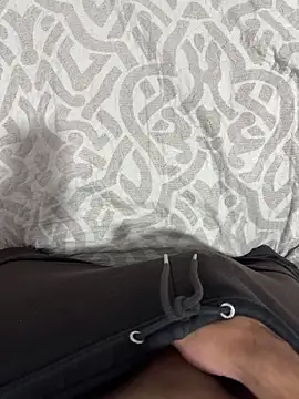 Snapshot of Davisuarez chatting on December 2025 05:09:01 PM Davisuarez online show from December 2025 05:09:01 PM