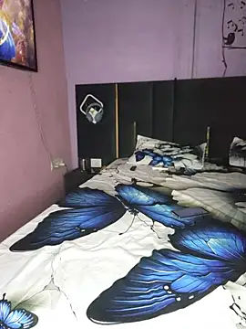 Snapshot of Alex_x77 chatting on August 2026 04:37:02 AM Alex x77 online show from August 2026 04:37:02 AM
